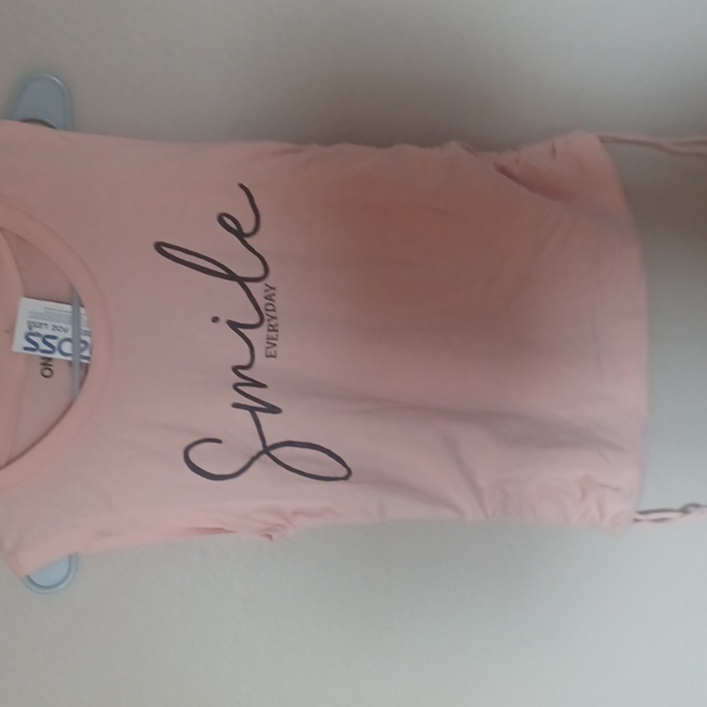 Pink t shirt